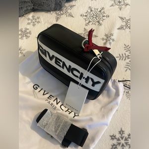 Givenchy body cross bag